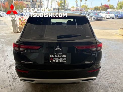 Used 2025 Mitsubishi Outlander SEL AWD/4WD image 5