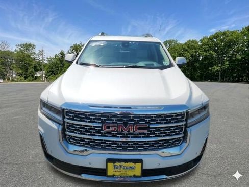 Used 2023 GMC Acadia Denali w/ Denali Ultimate Package AWD/4WD image 3