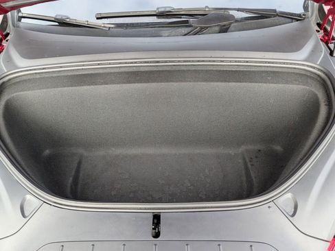 Used 2024 Tesla Model X image 34