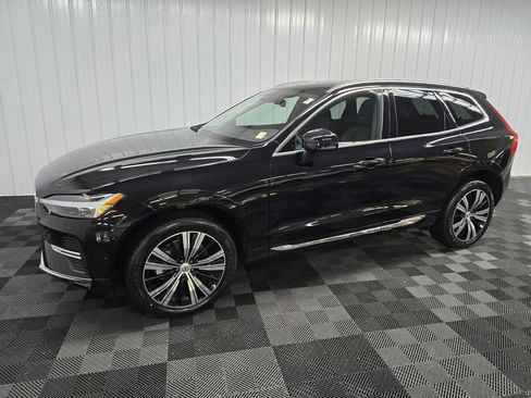 Used 2023 Volvo XC60 B5 Plus w/ Climate Package image 6