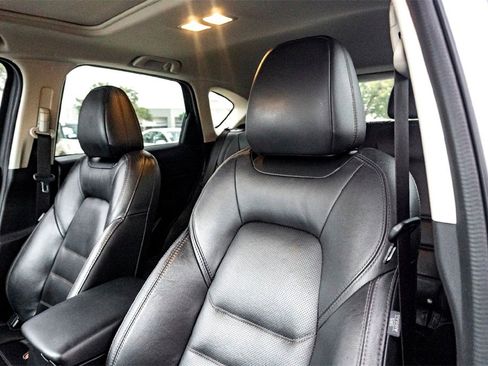 Used 2022 MAZDA CX-5 AWD 2.5 S w/ Preferred Package image 13