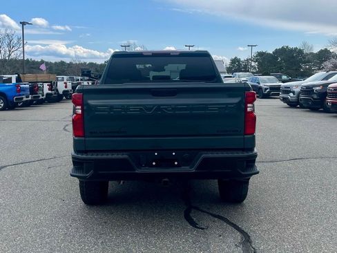 New 2026 Chevrolet Silverado 1500 Custom Trail Boss w/ Dark Appearance Package AWD/4WD image 4