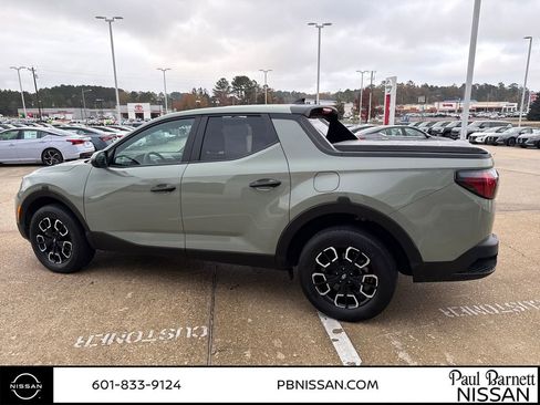 Used 2023 Hyundai Santa Cruz SEL image 17