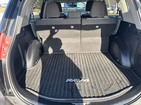 Used 2015 Toyota RAV4 LE image 25