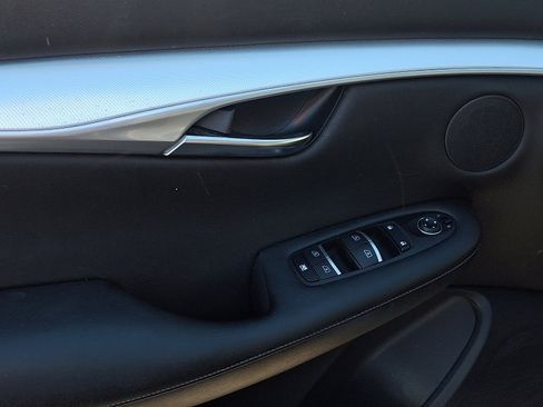 Used 2019 INFINITI QX50 Luxe w/ Navigation Package image 12