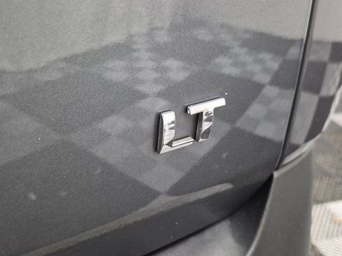 Used 2020 Chevrolet Traverse LT w/ LT Premium Package image 8