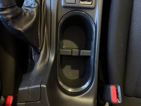 Used 2018 Subaru Impreza 2.0i Premium AWD/4WD image 26
