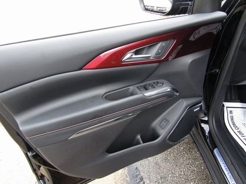 New 2026 Chevrolet Traverse Z71 w/ Enhanced Driving Package AWD/4WD image 27