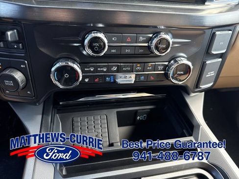 New 2026 Ford F250 Lariat w/ Lariat Premium Package AWD/4WD image 23