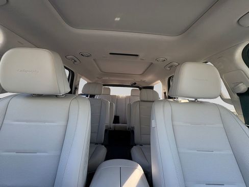 New 2026 Hyundai Palisade Calligraphy image 2