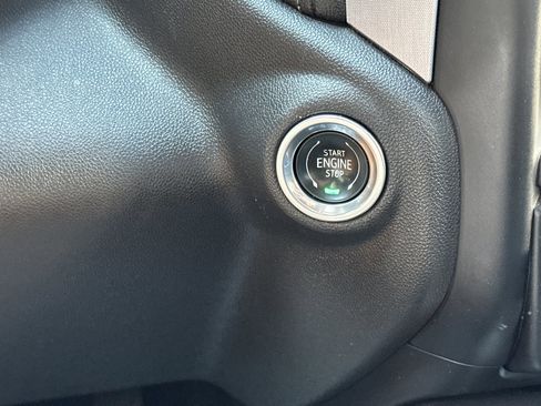 Used 2019 GMC Sierra 1500 SLT w/ SLT Premium Plus Package image 22