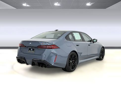 Certified 2026 BMW M5 w/ Executive Package image 9