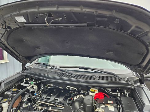 Used 2019 Ford Explorer XLT w/ Equipment Group 202A image 77