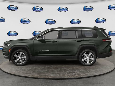 Used 2022 Jeep Grand Cherokee L Limited AWD/4WD image 3