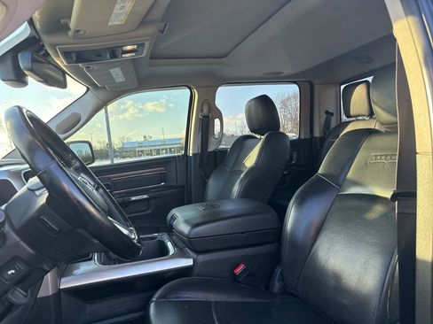 Used 2016 RAM 1500 Laramie w/ Convenience Group image 9