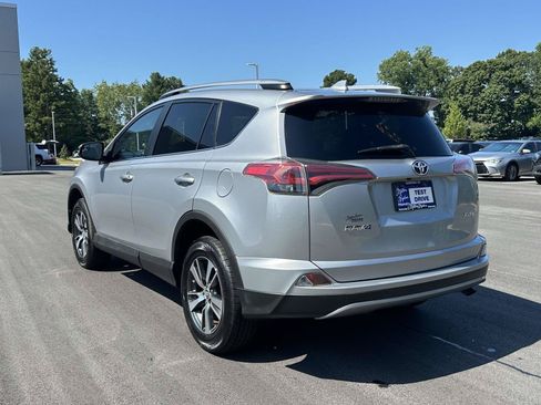 Used 2017 Toyota RAV4 XLE FWD image 26