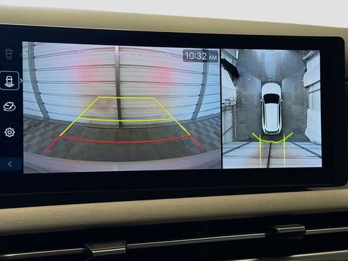 Used 2025 Hyundai Tucson Limited image 16