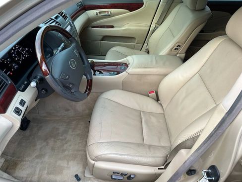 Used 2007 Lexus LS 460 LS 460 Sedan 4D image 10