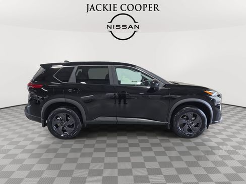 New 2026 Nissan Rogue SV w/ Cold Weather Package FWD image 4