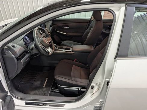 Used 2024 Nissan Sentra SR image 14