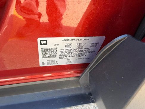 Used 2024 Chevrolet Trax RS w/ Sunroof Package image 22