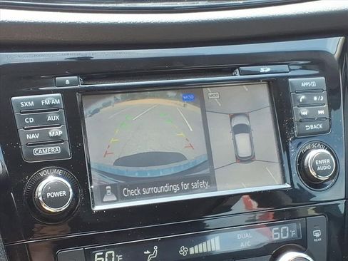 Used 2018 Nissan Rogue Sport SV w/ SV Technology Package FWD image 24