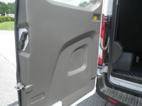 Used 2024 Ford Transit 350 XLT image 19