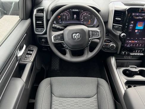 New 2026 RAM 1500 4x4 Crew Cab image 36