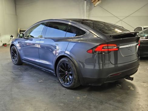 Used 2018 Tesla Model X 100D AWD/4WD image 2