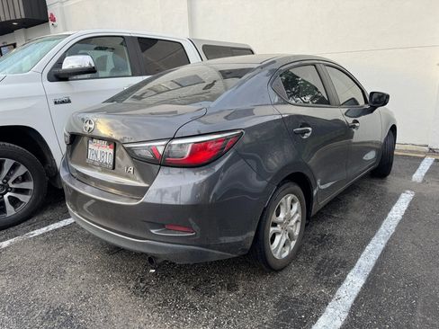 Used 2016 Scion iA image 3