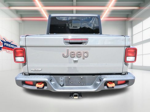 Used 2022 Jeep Gladiator Mojave w/ Cold Weather Group AWD/4WD image 33