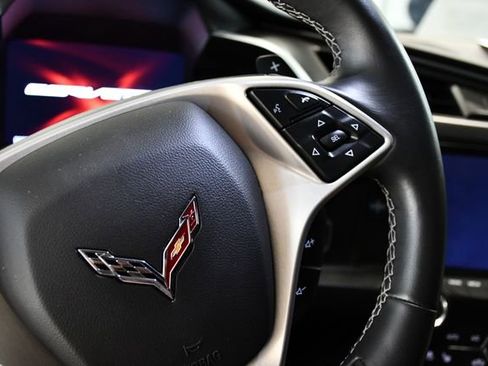 Used 2015 Chevrolet Corvette Z06 w/ Z07 Performance Package image 28