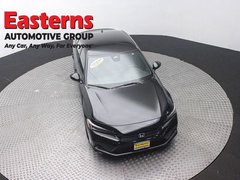 Used 2024 Honda Civic Sport image 3