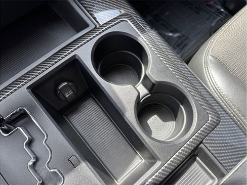 Used 2012 RAM 1500 Sport image 30