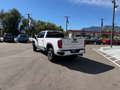 Used 2025 GMC Sierra 2500 Denali w/ Denali Reserve Package AWD/4WD image 9