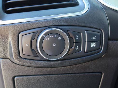 Used 2020 Ford Edge ST w/ Equipment Group 401A AWD/4WD image 17