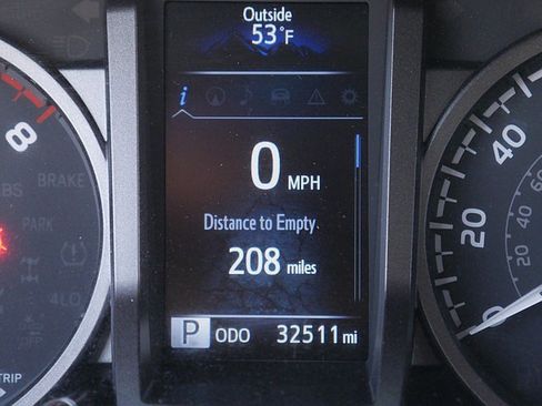 Used 2023 Toyota Tacoma TRD Sport image 30