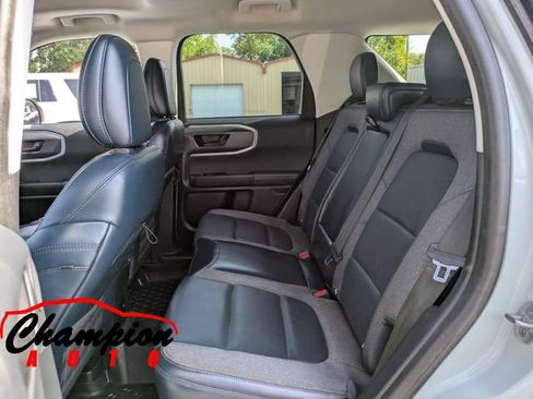 Used 2021 Ford Bronco Sport Outer Banks w/ Outer Banks Package AWD/4WD image 17