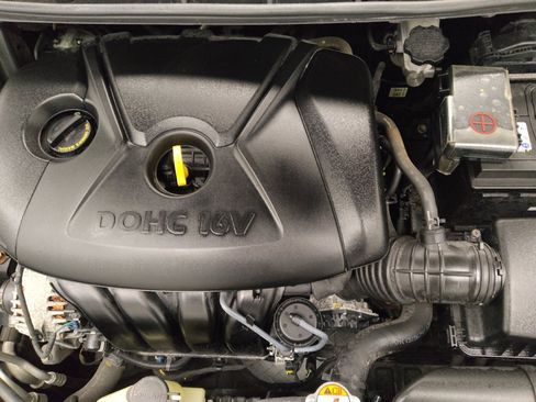 Used 2013 Hyundai Elantra Limited image 30