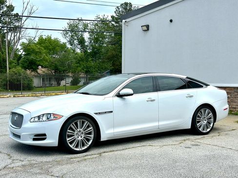 Used 2012 Jaguar XJ L Supercharged image 6
