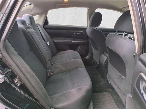 Used 2015 Nissan Altima 2.5 SV image 19