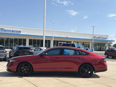 Used 2023 Honda Accord Sport image 7