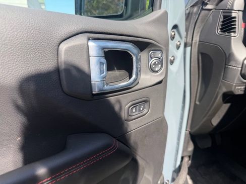 Used 2026 Jeep Wrangler Unlimited Rubicon AWD/4WD image 21