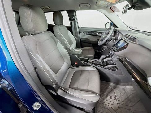 Used 2021 Chevrolet TrailBlazer LT w/ Convenience Package image 25
