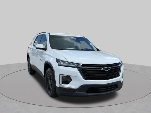 Used 2023 Chevrolet Traverse LT FWD image 19