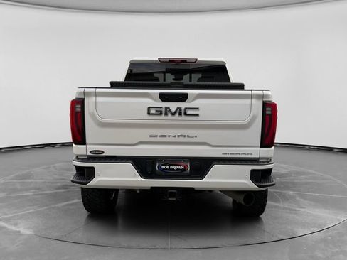 Used 2025 GMC Sierra 2500 Denali Ultimate AWD/4WD image 4
