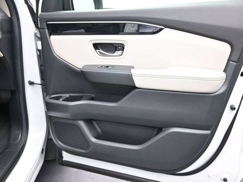 Certified 2026 Honda Pilot EX-L image 22