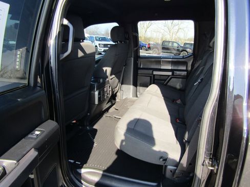 Used 2019 Ford F150 XLT w/ Equipment Group 302A Luxury image 14