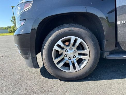 Used 2018 Chevrolet Suburban LT AWD/4WD image 23