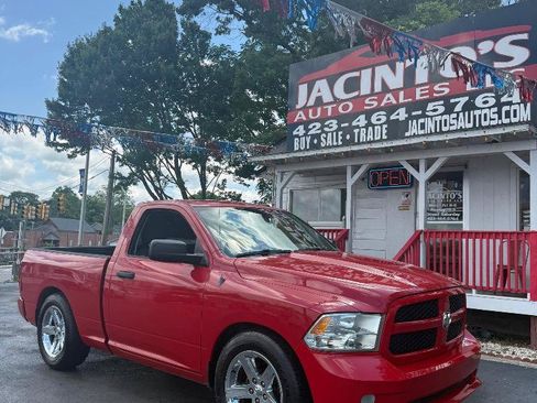 Used 2013 RAM 1500 Express RWD image 4